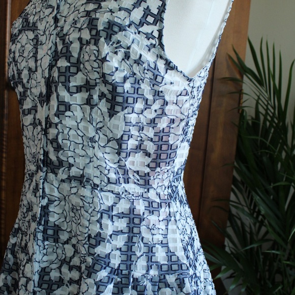 NWT Betsy Johnson Mini Dropwaist Shirt Dress Size US 8 - Picture 4 of 12